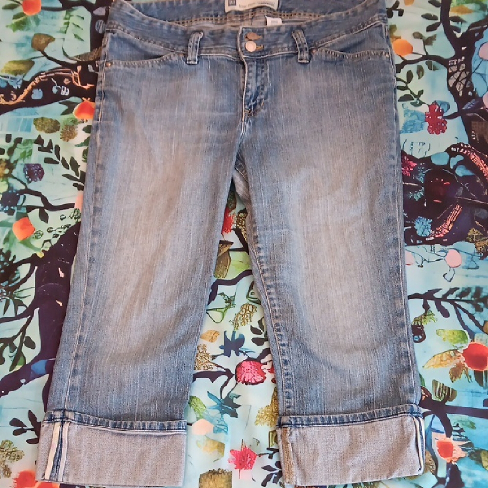 GAP Light Blue Cropped Jeans